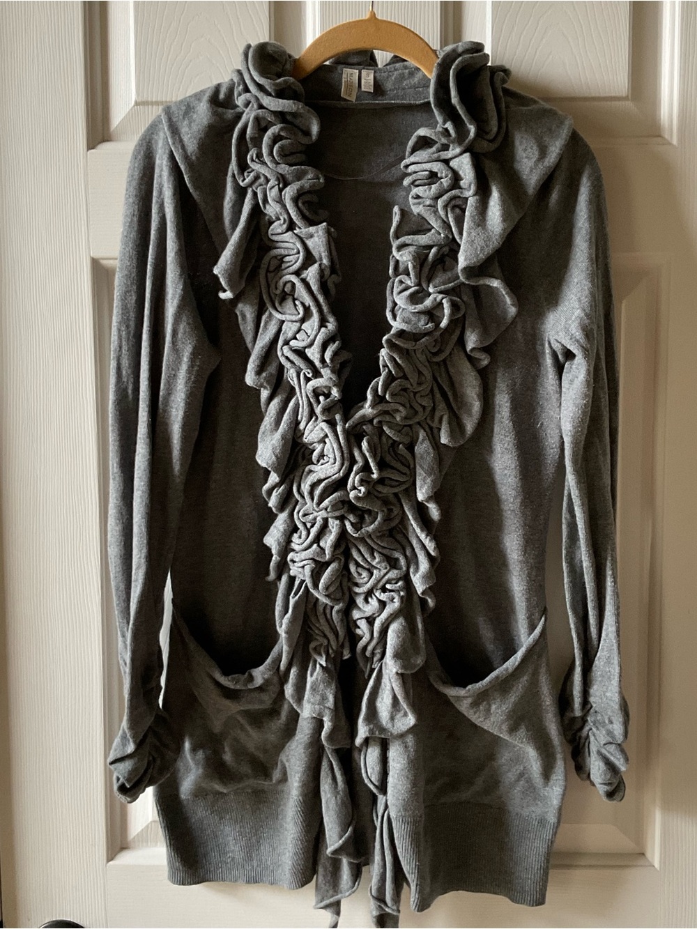 Madison Gray Ruffle Front Women's Sweater Cardigan Size Small